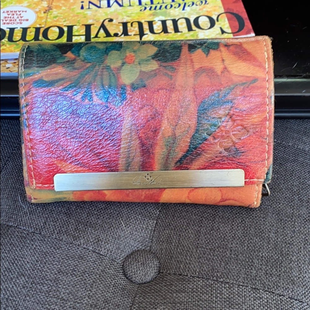 Patricia Nash all leather folding wallet